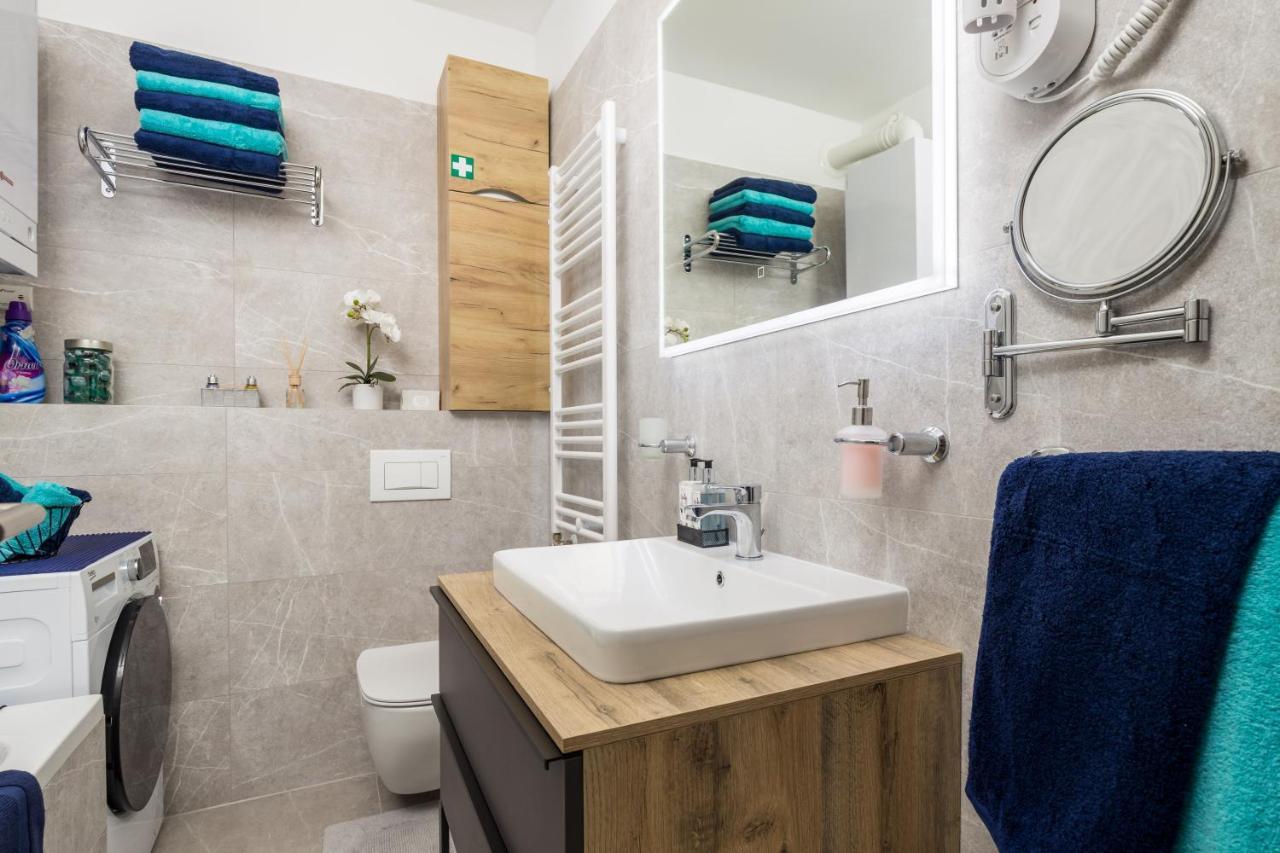Flos Maris Apartment *